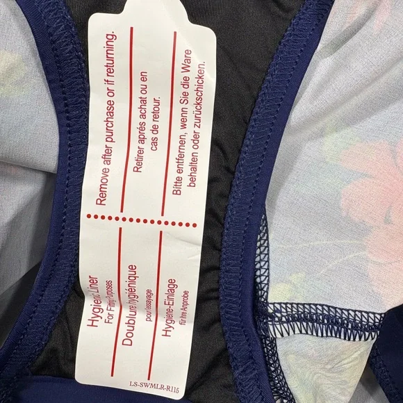 NWOT Lands' End Women's 5" Quick Dry Elastic Waist Board Shorts with Panty - Picture 7 of 9